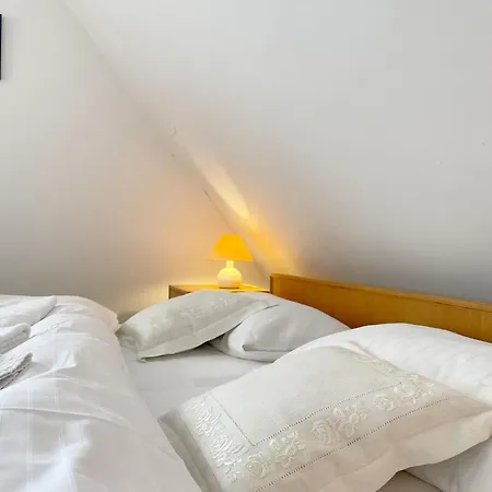 Apartment Haus Wolfram App Jonny Morsumer Kliff *